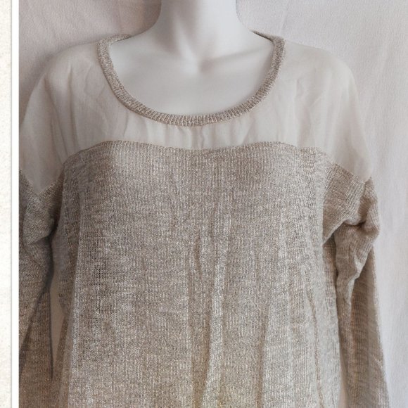 Women's "ISSI" Long Sleeve top size large - Picture 2 of 3